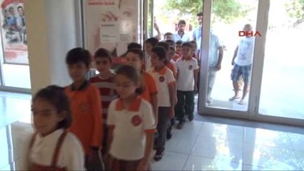 Adıyaman'da Öğrencilerden Şehit ve Gazi Yakınlarına Bağış