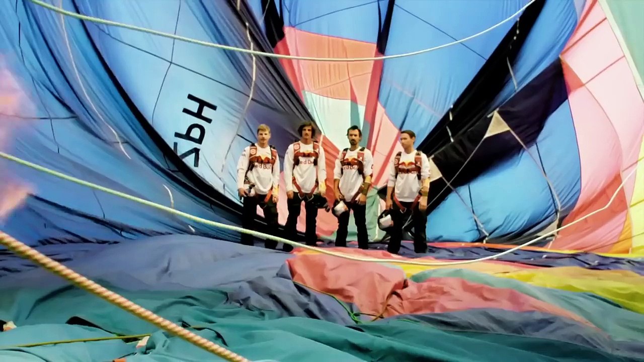 faire de la balançoire entre deux montgolfières