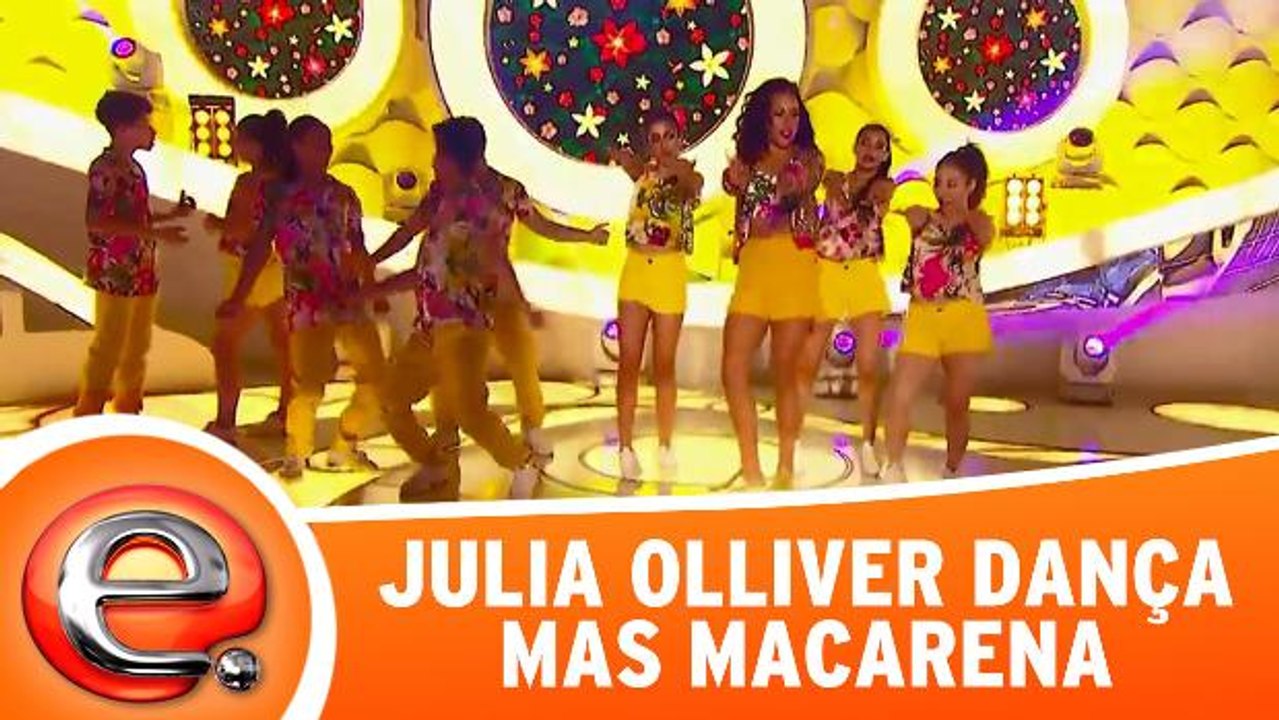 Julia Olliver dança Mas Macarena