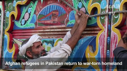 Afghan refugees return to uncertain future in alien homeland