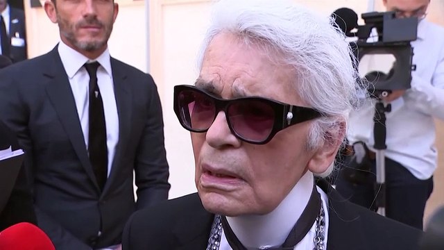 Karl Lagerfeld donne des conseils à Kardashian et accuse les gens d'Europe de l'Est