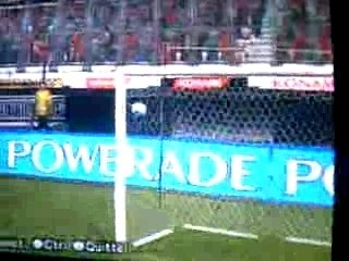 reprise paline lucarne gauche de Rooney