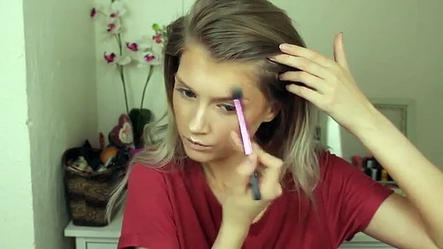 Full Face Drugstore Glitter Eyes & Red Lips - Makeup Tutorial - YouTube