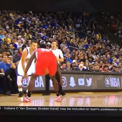 Stephen Curry fait danser Brandon Bass