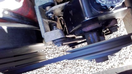 Volvo 240: Silent bloc de pompe de DA qui se fait la malle !