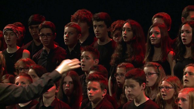 Ça oublie d'aimer avec Prohom et la chorale du Collège REVERDY (Sablé sur Sarthe - Marc Leroy)