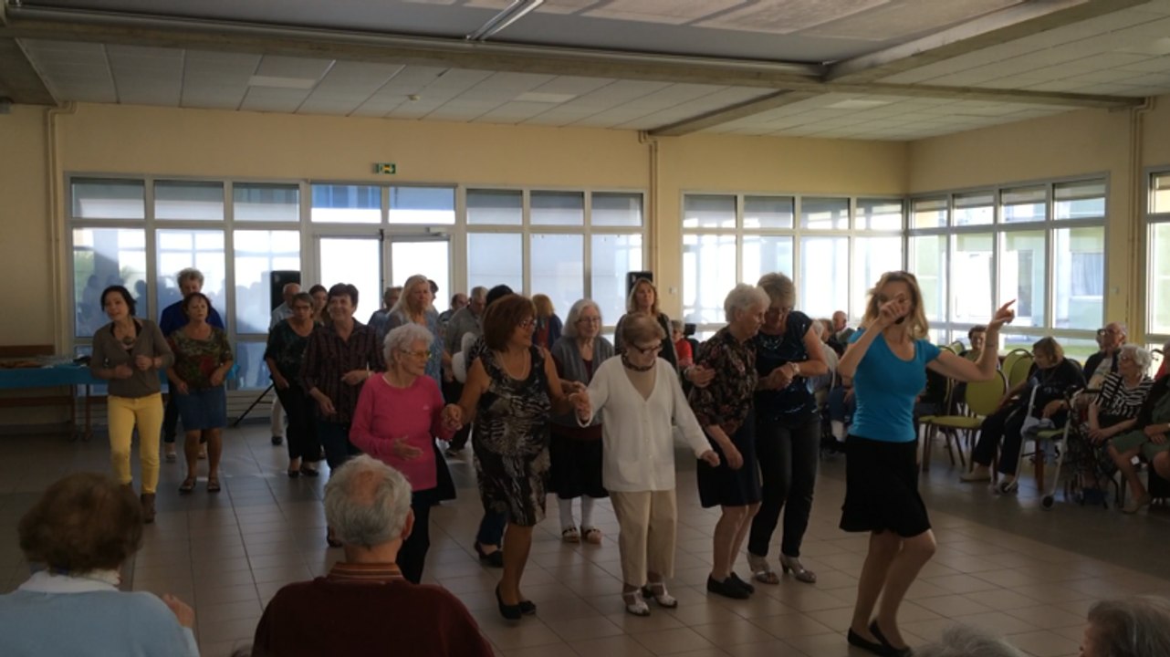 "Y'a pas d'âge pour danser" à la résidence Paul Poirier