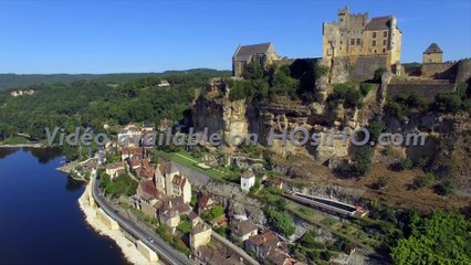 VILLAGE DE BEYNAC ET CAZENAC, VU PAR DRONE