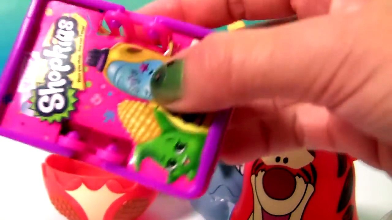 Winnie the Pooh Stacking Cups Surprise Eggs Tigger Eeyore Piglet Huevos Sorpresa Bubble Guppies MLP