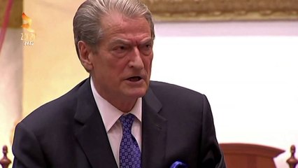 360° Gradë -TAHIRI I PËRMEND GËRDECIN BERISHA SHPËRTHEN NË FYERJE