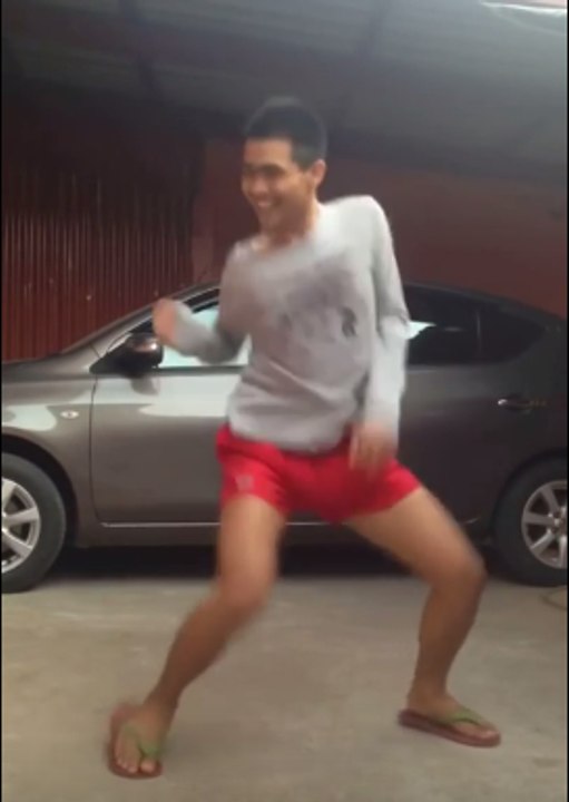 Funny Thailand Music and Shaking Dance