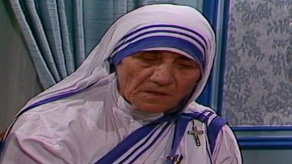 ZBARDHI : Zjarr Televizion - Profil ,  Nene Tereza