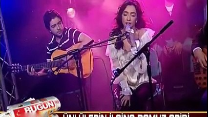 Öykü & Berk - Takvimlerden Haberin Yok Mu (Canlı Performans)