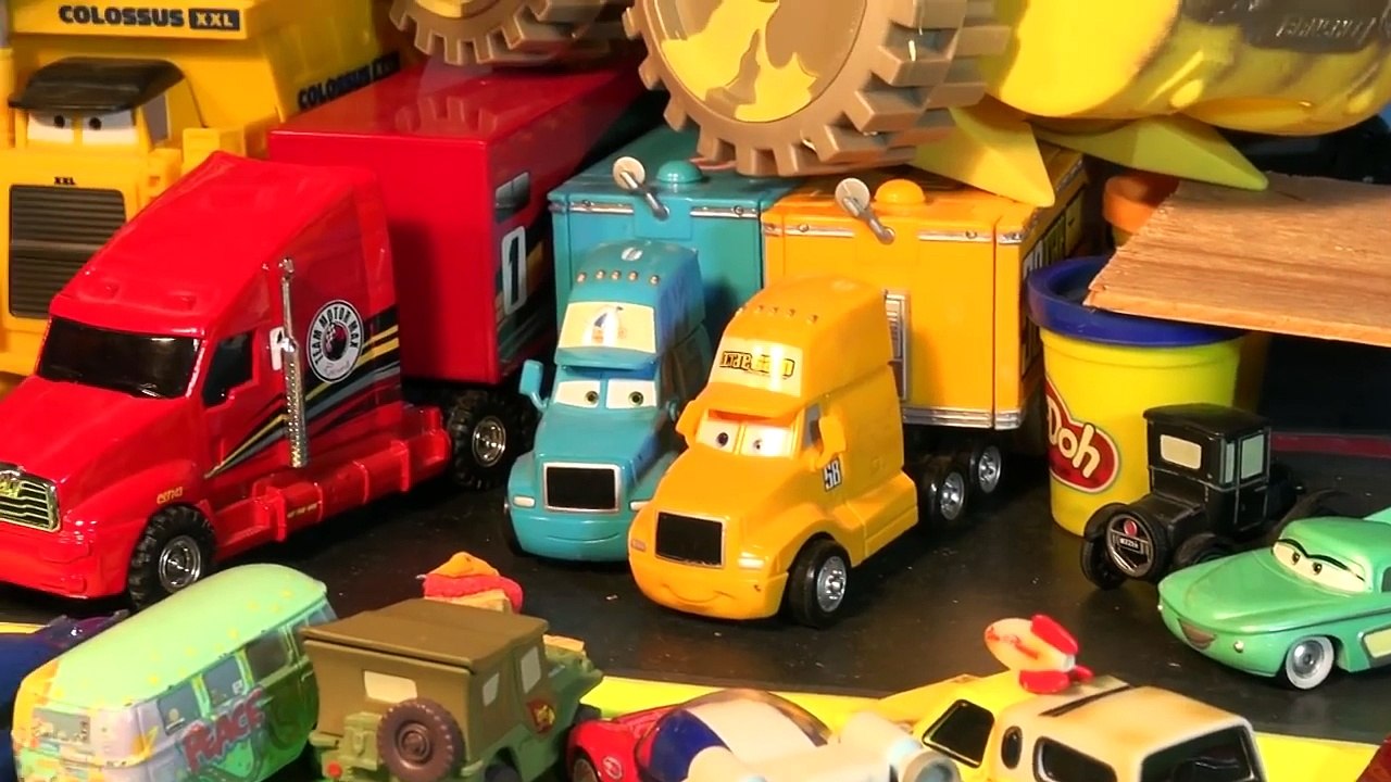 Pixar Cars, More Slow Motion Crash Videos with Mack, Lightning McQueen, Screaming Banshee and more