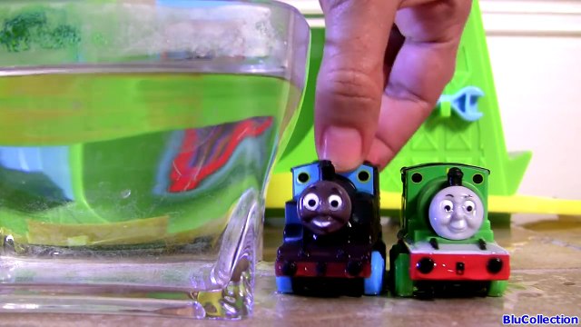 Color Changing Thomas the Tank Engine Trains with Percy - Color Changers Tomica Takara Tomy トミカ トーマス