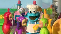 Play Doh Teletubbies and The Cookie Monster Chef , he makes them Bangers and Mashed Potatoes and Gre