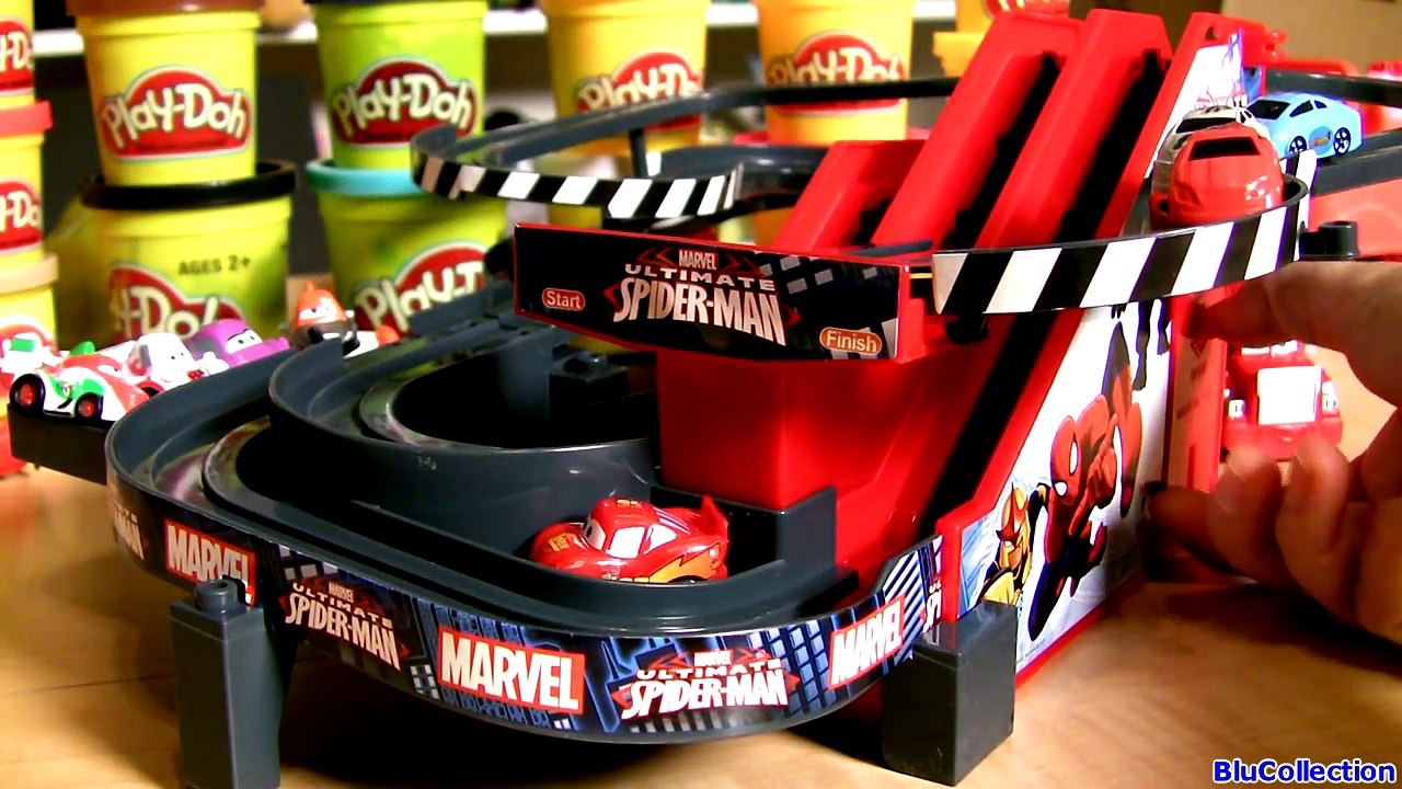 Ultimate Spiderman 2 Motorized Race Track Marvel Cars Venom Green Goblin Lizard Playset Disney