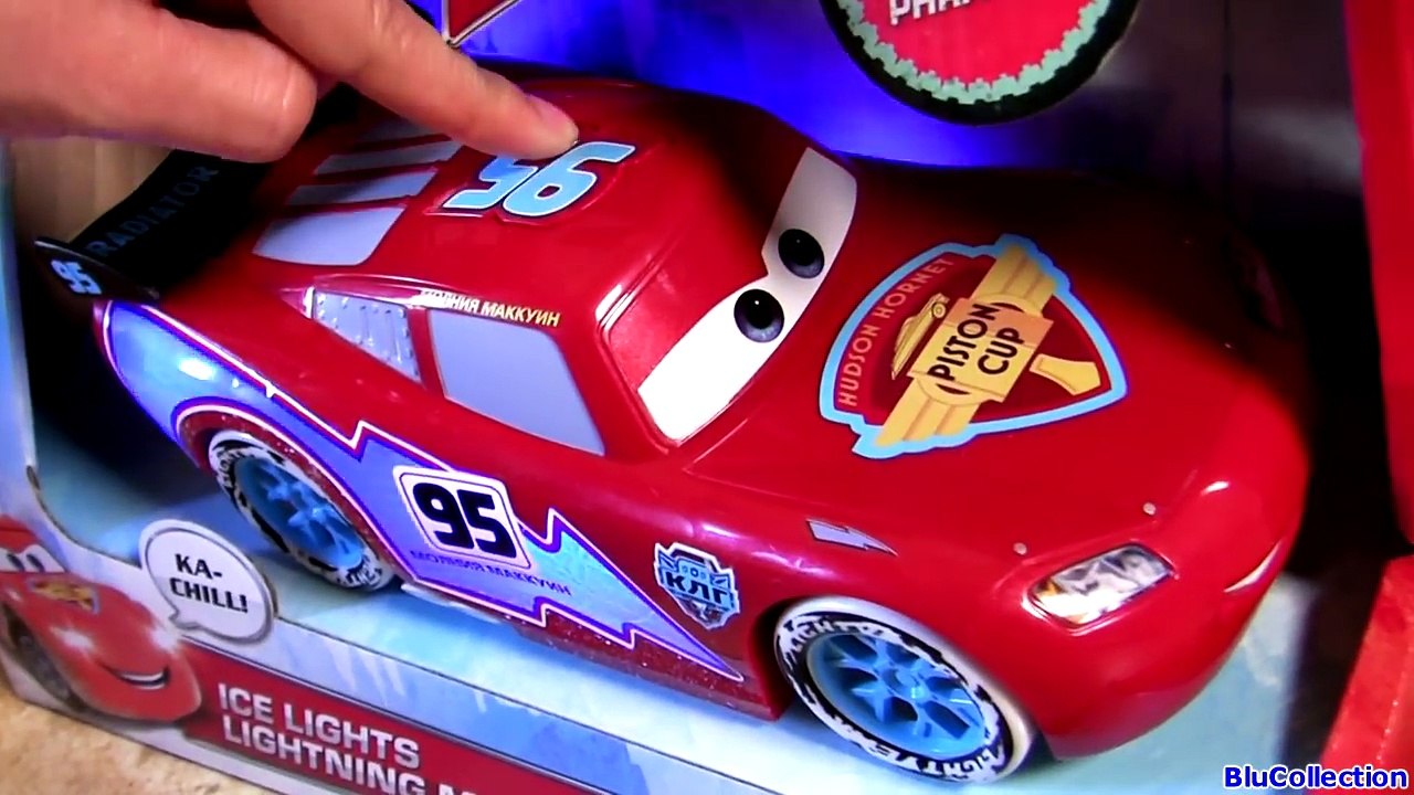 Cars2 Ice Racers Ice Lights Lightning McQueen SURPRISE EGGS Juguete Coche Rayo Derrapes sobre Hielo