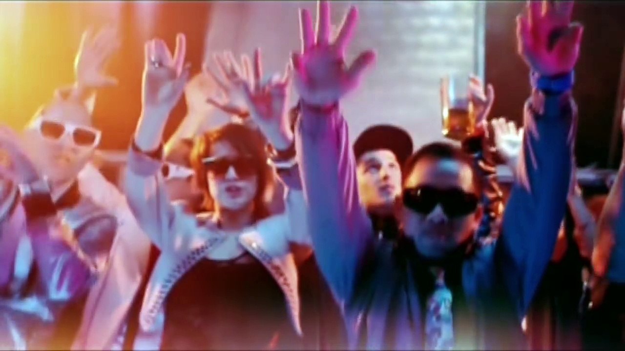 DJ Earworm - Party on the Floor (Capital FM Summertime Ball Mashup)