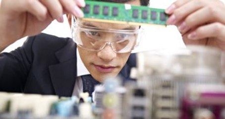 Japonlar İzlenmediğinde Ortadan Kaybolan Televizyon Yaptı