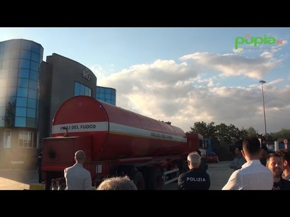 Gricignano (CE) - #NoPuzza, incendio alla Ecotransider: rifiuti in fiamme (05.10.2016)