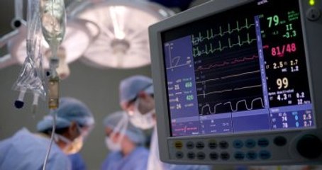 İlk Kez Canlı Donörden Rahim Nakli Yapıldı