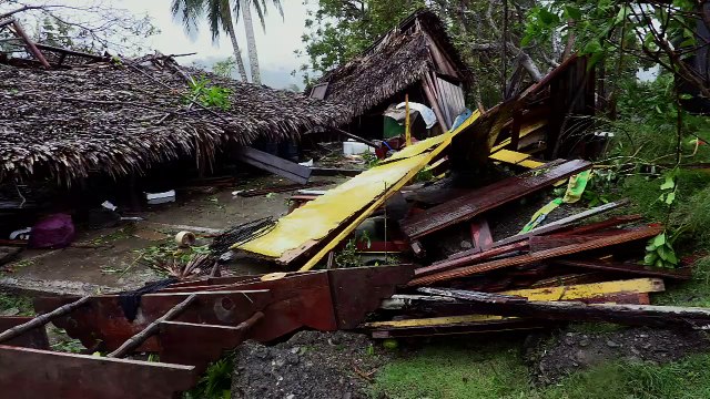 Cubanos vuelven a sus casas tras paso de huracán