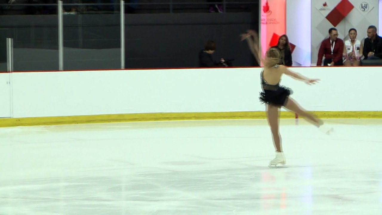 2016 ACI Senior Ladies Short Program Alaine Chartrand