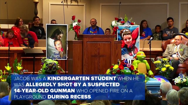 Menino de 6 Anos Morre Baleado Por Adolescente, Então Os Seus Vizinhos Fazem Esta Homenagem...