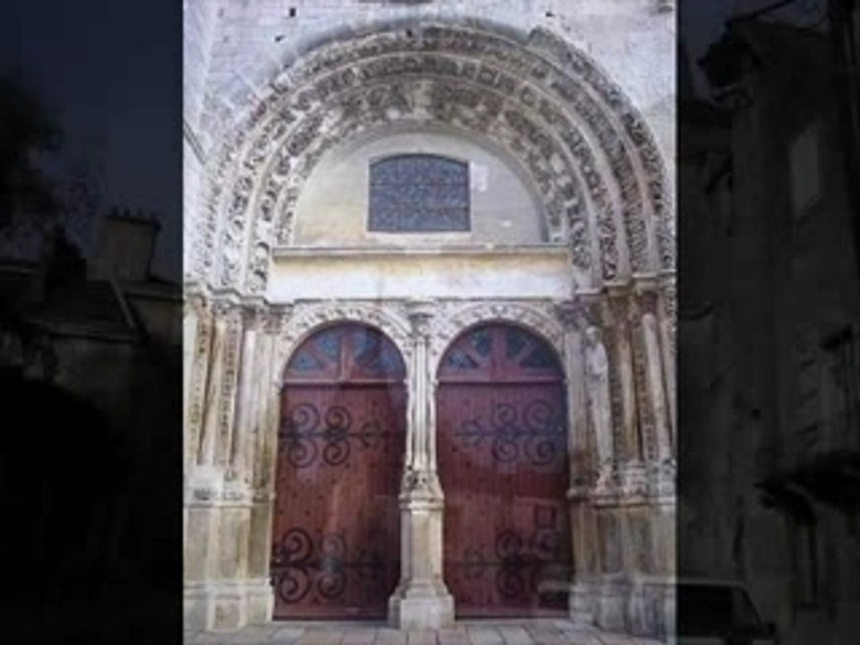 Avallon France