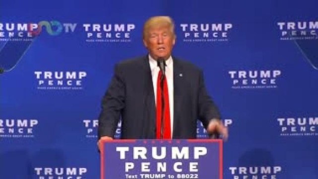 Alejandra Cullen | El huracán Matthew, buena oportunidad para los demócratas