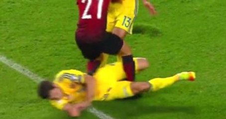 Alman Hakem Manuel Grafe 2 Penaltıyı Vermeyince Herkesi Çıldırttı