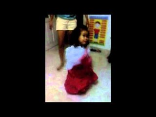 Hannah Yaneth luce su pollera