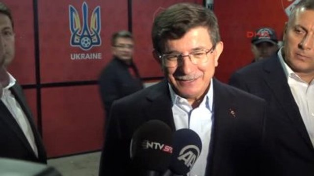 Eski Başbakan Ahmet Davutoğlu Açıklamalarda Bulundu