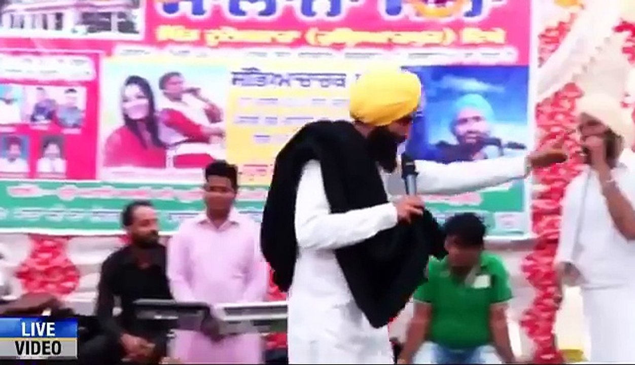 Kanwar Grewal Stage