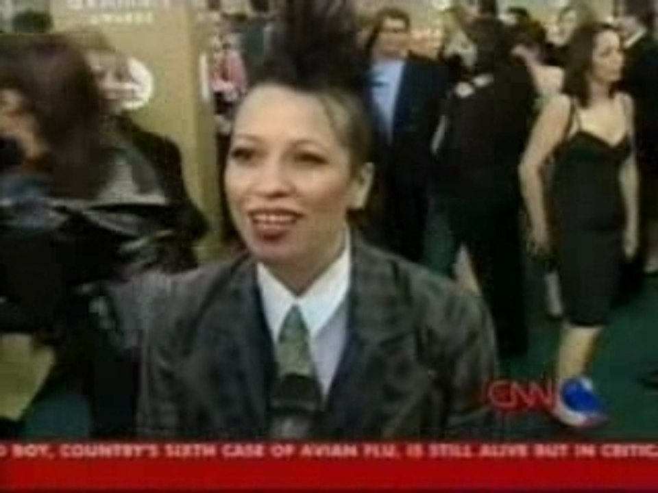 Linda Perry talking about Christina Aguilera @ Grammy's
