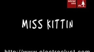 Miss Kittin - Live at Sonar 2003 (divx5)