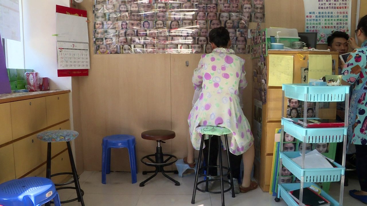 Augenbrauen zupfen für ein besseres Leben