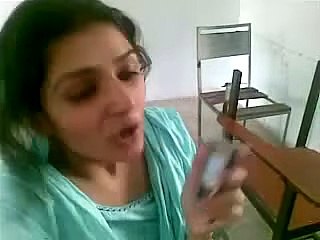 DIL NE TUMKO CHUN LIYA HAI-Pakistani girl awsme voice