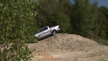 Essai Toyota Hilux : je suis une légende