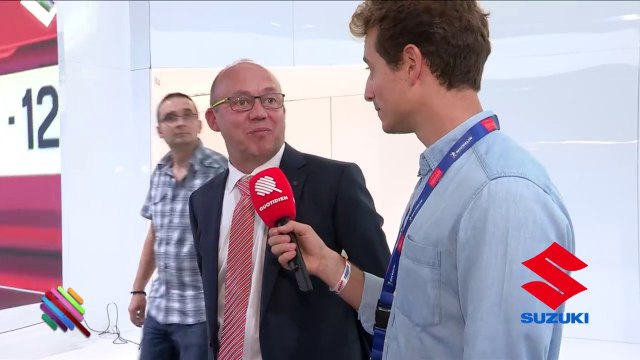 Au salon de l'auto, les voitures, ça ne pollue pas !