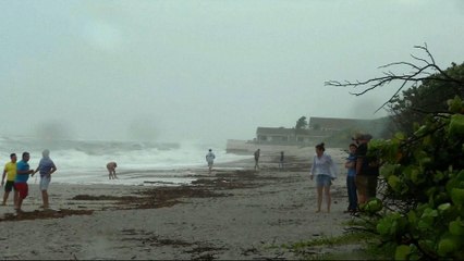 US: Florida braces for direct hit of Hurricane Matthew