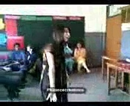 Pakistani Girls College Dance ViralVideosfor4 khabardar, mazaaq raat, lahore 1