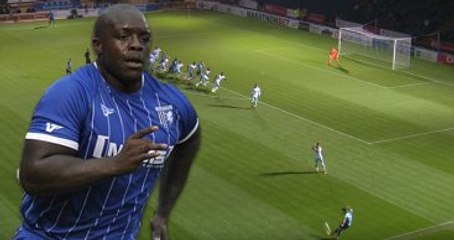 "Canavar" Akinfenwa, West Ham Maçında Gol Attı