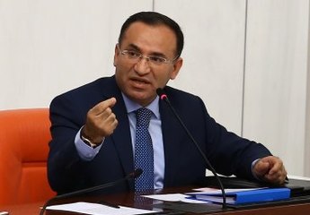 Bakan Bozdağ: Gülen 20 Tane Yalan Söylüyor, 21'inciye Yine İnanıyorlar