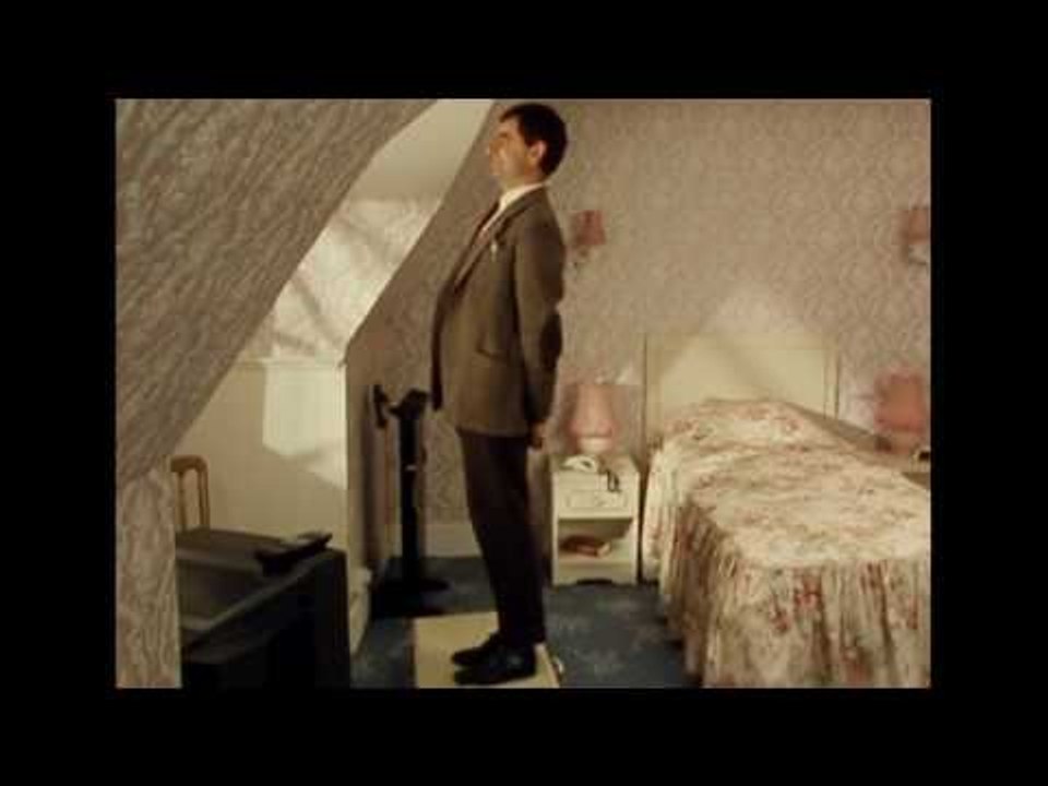 Mr Bean - Hotel room and TV