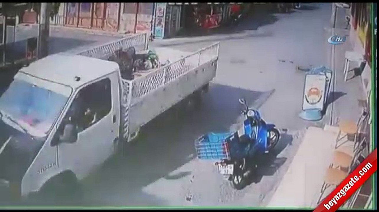 8 kişi pompalı tüfeklerle güpegündüz dehşet saçtı!