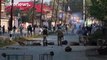 Proteste e scontri in Kashmir tra le forze dell'ordine e i manifestanti
