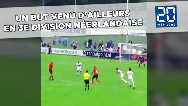 Dribble chaloupé et frappe du gauche, un but venu d'ailleurs