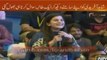 A young girl gets shy and blushing while requesting a Selfie with Shahid Afridi - Video